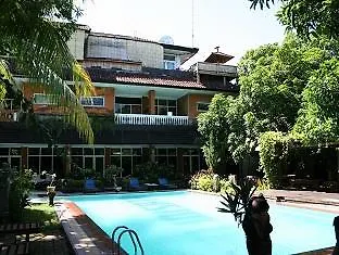 Puri Wisata Balinese Style Hotel Seminyak  Guest house